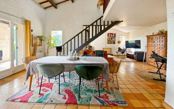 Maison à vendre    6 pièces •  La Brillanne