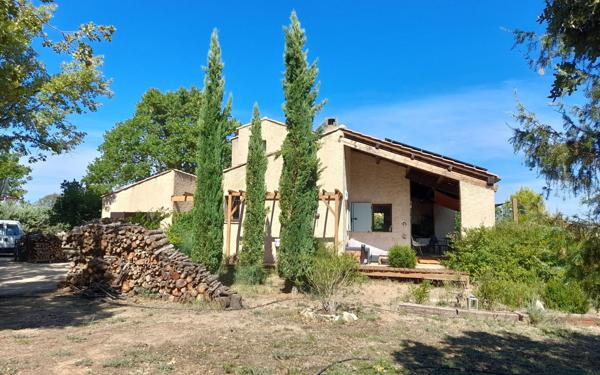 Maison à vendre    6 pièces •  La Brillanne