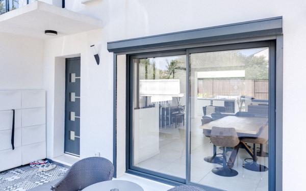 Maison à vendre    4 pièces •  Marseille 12