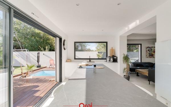 Maison à vendre    4 pièces •  Marseille 12