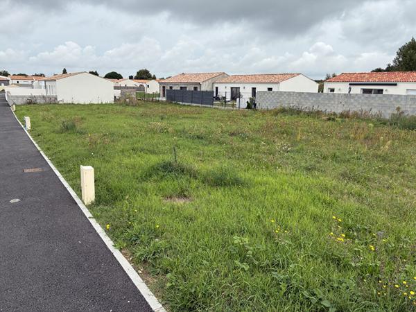 Terrain Saint Just Luzac 350 m2