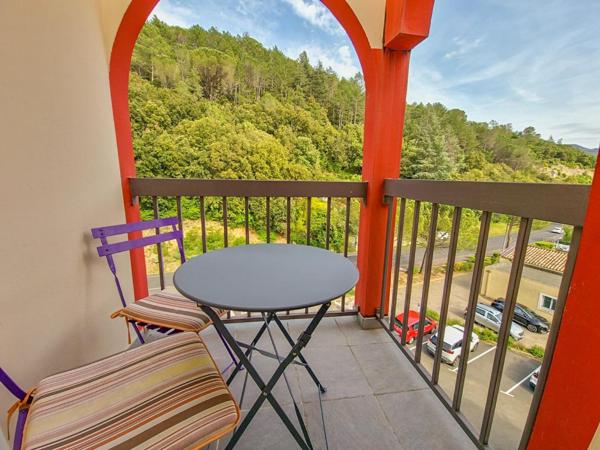 Agréable studio dernier étage avec balcon