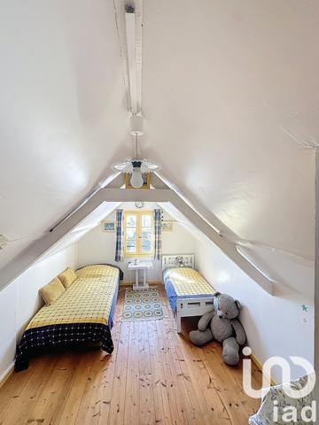 Maison traditionnelle 8 pièces de 143 m² à Locmariaquer (56740)