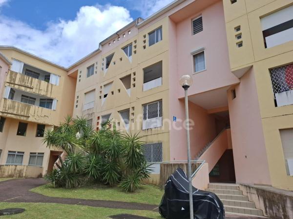 À louer – Studio meublé avec vue mer – SCHOELCHER - Quartier Terreville