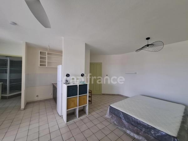 À louer – Studio meublé avec vue mer – SCHOELCHER - Quartier Terreville