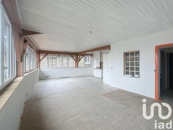 Appartement 4 pièces de 100 m² à Villeneuve-de-Marsan (40190)