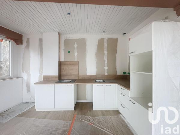 Appartement 4 pièces de 100 m² à Villeneuve-de-Marsan (40190)