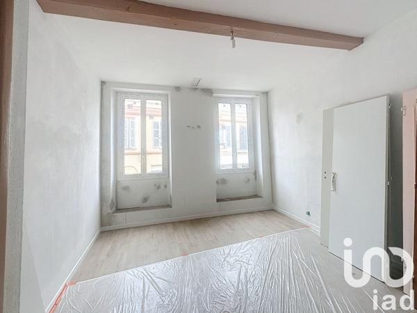 Appartement 4 pièces de 100 m² à Villeneuve-de-Marsan (40190)