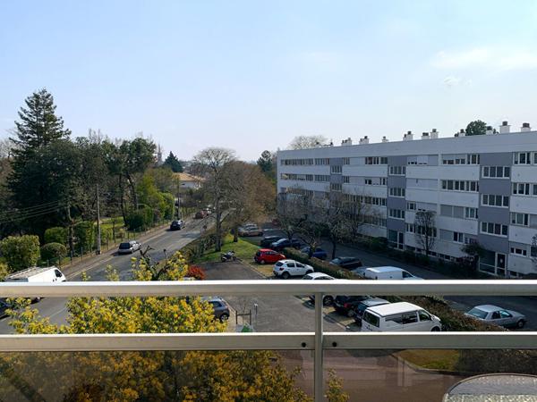 BORDEAUX CAUDERAN - Beau T3 en excellent état avec balcon et parking