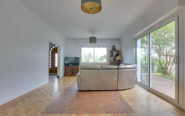Maison à vendre    5 pièces • 200 m2 Anglet