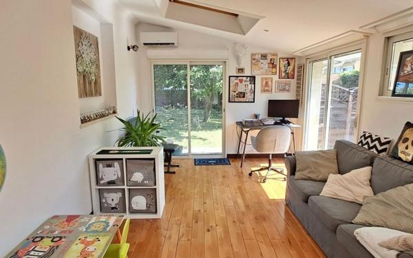 Maison à vendre    6 pièces •  Eysines