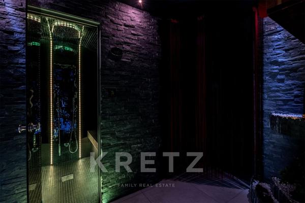 Villa contemporaine de 550m², avec deux piscine et spa