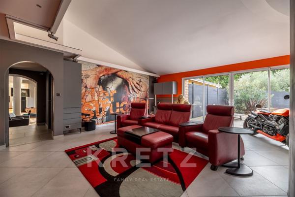 Villa contemporaine de 550m², avec deux piscine et spa