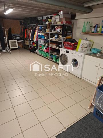 GRANDE MAISON DE VILLE AVEC SOUS SOL ET DEPENDANCE