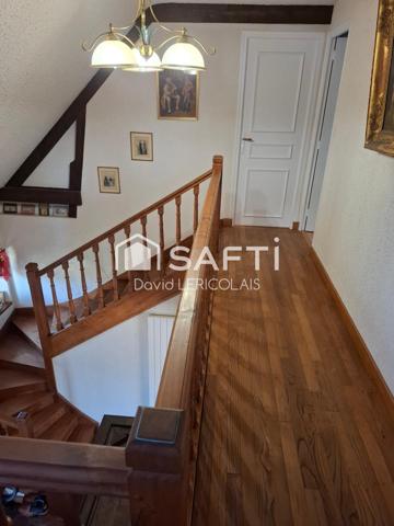 GRANDE MAISON DE VILLE AVEC SOUS SOL ET DEPENDANCE