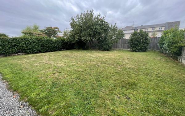 Maison à louer    6 pièces •  Séné