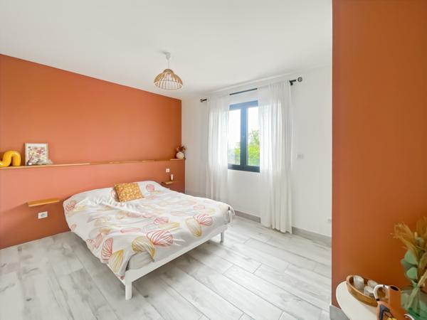 Bouliac (33270) A VENDRE A BOULIAC, VILLA CONTEMPORAINE , 5 CHAMBRES