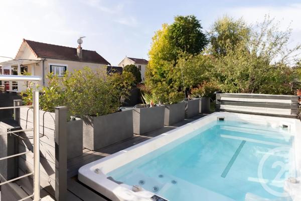 Maison à vendre  8 pièces - 236 m 2   VIGNEUX SUR SEINE  - 91