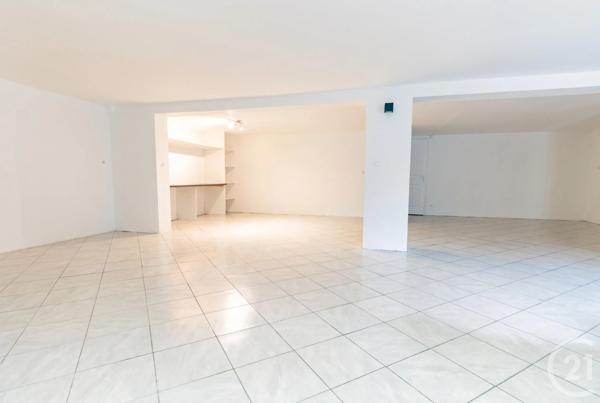Maison à vendre  8 pièces - 236 m 2   VIGNEUX SUR SEINE  - 91