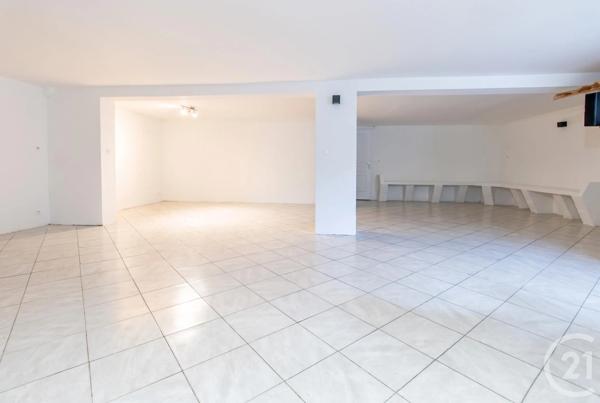 Maison à vendre  8 pièces - 236 m 2   VIGNEUX SUR SEINE  - 91