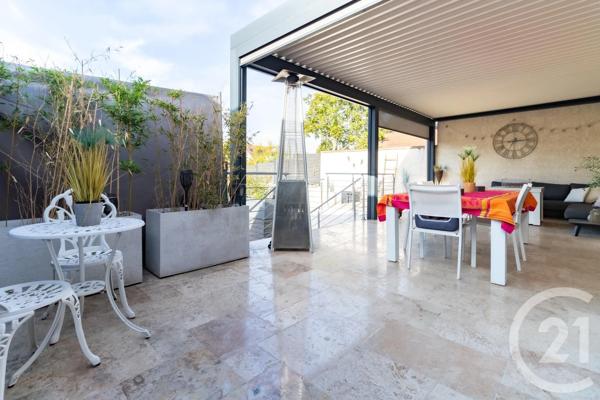 Maison à vendre  8 pièces - 236 m 2   VIGNEUX SUR SEINE  - 91