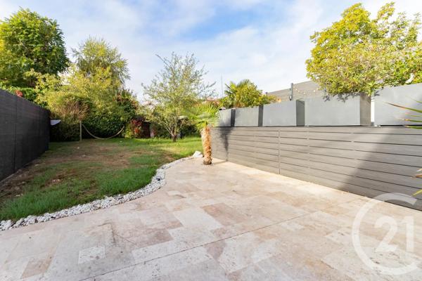 Maison à vendre  8 pièces - 236 m 2   VIGNEUX SUR SEINE  - 91