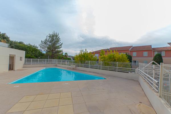 Appartement Le Cannet 3 pièce(s) dernier étage vue dégagée