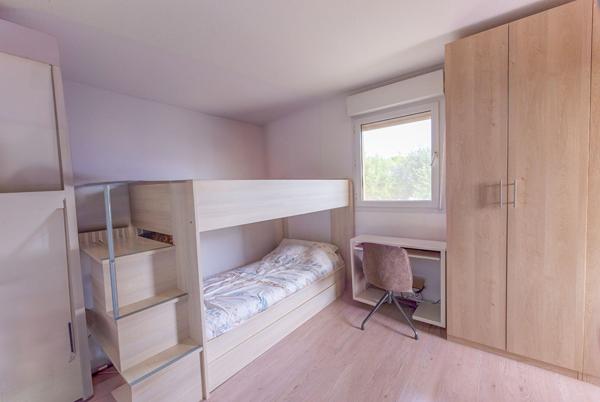 Appartement Le Cannet 3 pièce(s) dernier étage vue dégagée