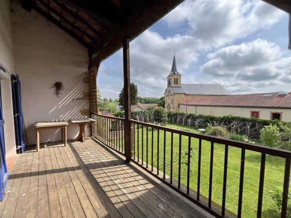 Maison à louer |  Larcan |  4 pièces | 196 m²