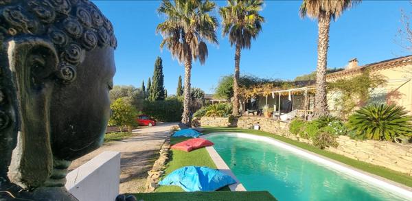 - Villa Familiale 136m² avec Piscine au Castellet - Cadre de Rêve sur 1496m²