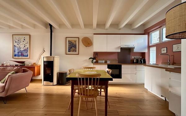 Maison à vendre    5 pièces • 104 m2 La Rochelle