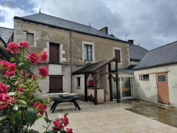 Maison rurale à vendre à Luché-Pringé dans la Sarthe (72800), ref : 1193