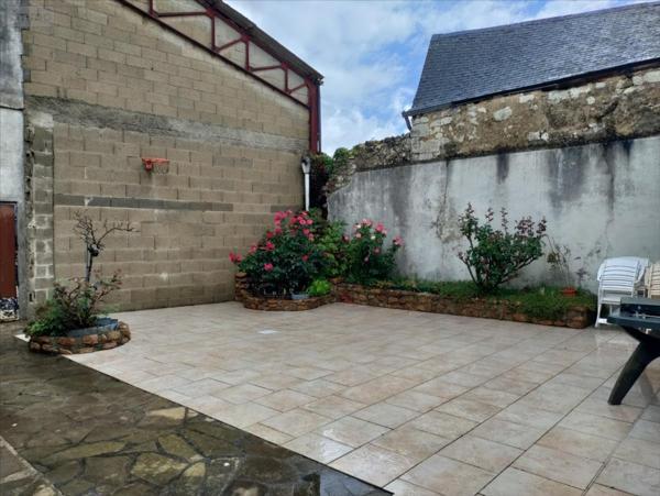 Maison rurale à vendre à Luché-Pringé dans la Sarthe (72800), ref : 1193