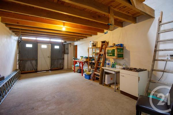 Maison à vendre  4 pièces - 91 m2 MASSIEUX - 01