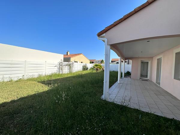 LES SORINIERES : Maison contemporaine au calme avec 3 chambres et garage