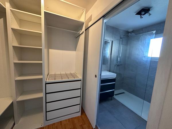LES SORINIERES : Maison contemporaine au calme avec 3 chambres et garage