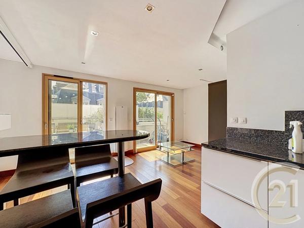 Appartement F2 à vendre  2 pièces - 47,08 m 2   PARIS  - 75015