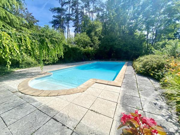 Maison à vendre  7 pièces - 208,56 m2 BELLEY - 01