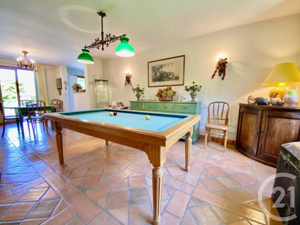 Maison à vendre  7 pièces - 208,56 m2 BELLEY - 01