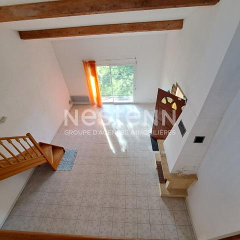 A VENDRE MAISON LERAN / CHAMBRE ET SALLE DE BAINS EN RDC