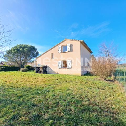 A VENDRE MAISON LERAN / CHAMBRE ET SALLE DE BAINS EN RDC