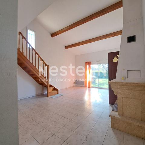 A VENDRE MAISON LERAN / CHAMBRE ET SALLE DE BAINS EN RDC