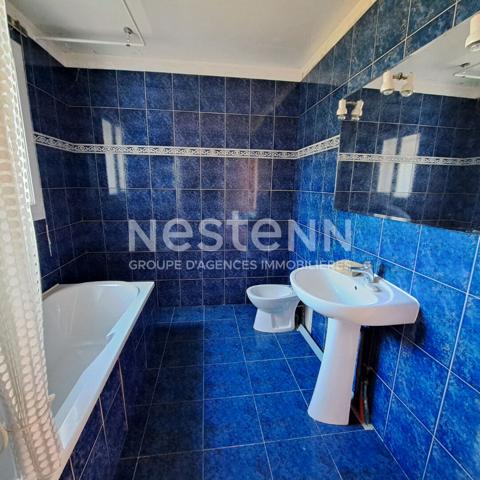 A VENDRE MAISON LERAN / CHAMBRE ET SALLE DE BAINS EN RDC