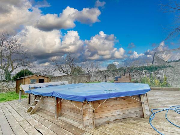 Belle maison familiale en pierres, coeur de Doué-la-Fontaine