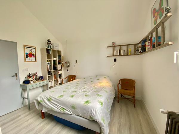 Belle maison familiale en pierres, coeur de Doué-la-Fontaine