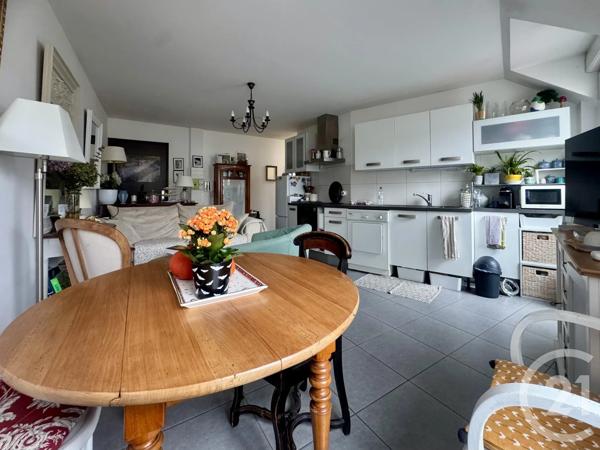 Appartement F3 à vendre  3 pièces - 56,40 m 2   ORSAY  - 91