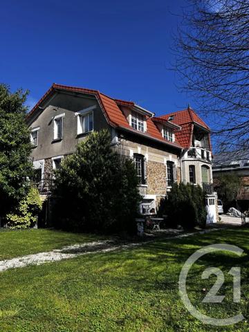 Maison à vendre  18 pièces - 222 m 2   SAVIGNY SUR ORGE  - 91