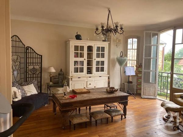 Maison à vendre  18 pièces - 222 m 2   SAVIGNY SUR ORGE  - 91