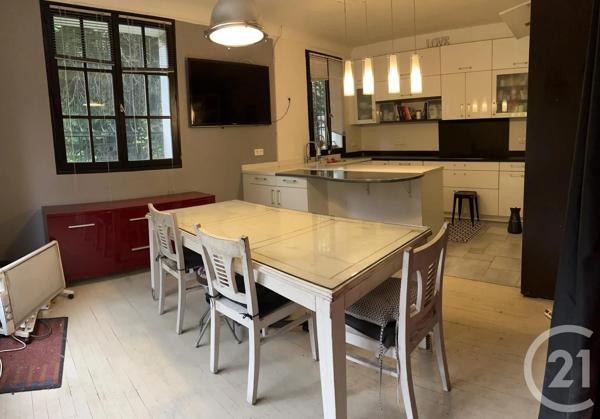Maison à vendre  18 pièces - 222 m 2   SAVIGNY SUR ORGE  - 91