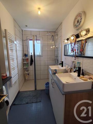 Maison à vendre  6 pièces - 99,90 m 2   LA CHATRE  - 36